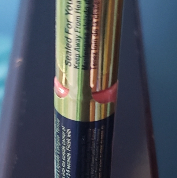 lipsence Lipgloss - Picture 2 of 4
